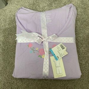 Laura Scott tee and Bermuda Short set